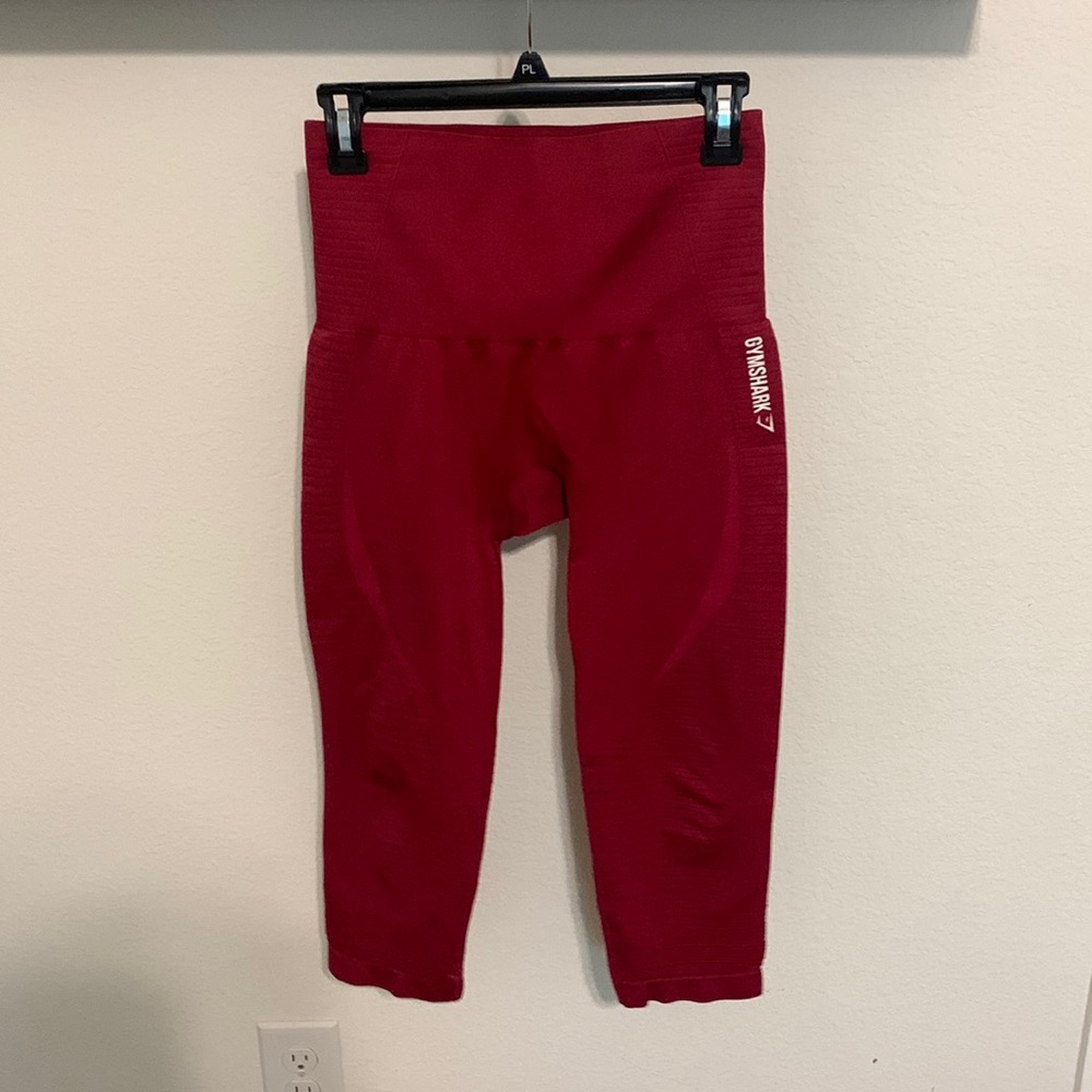 High waisted gym shark leggings, cropped. Worn once.